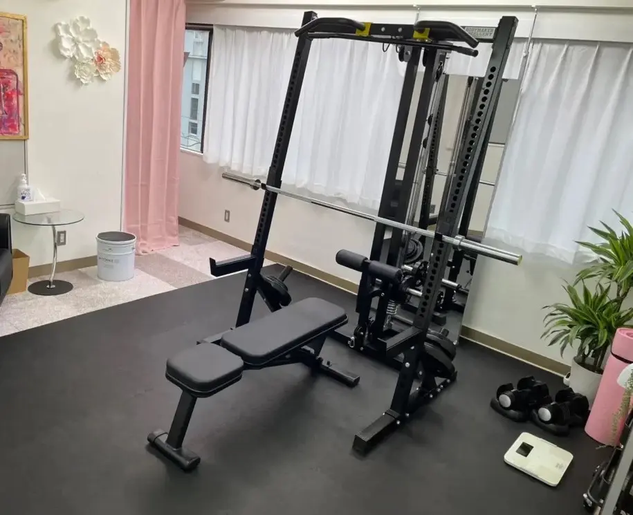 アウトライン宇都宮店のジム内スペース