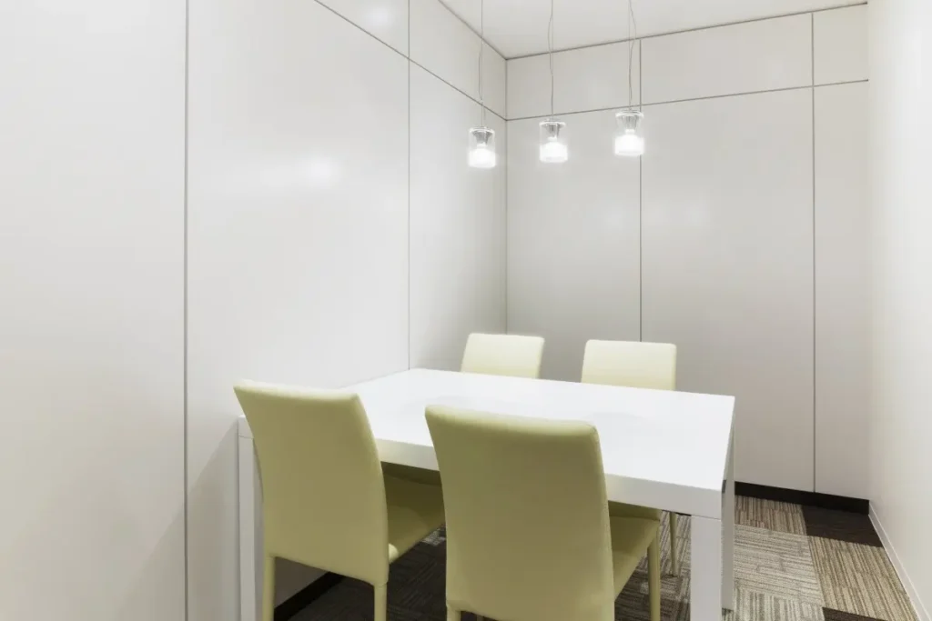 リボーンマイセルフ浦和店のカウンセリングスペース