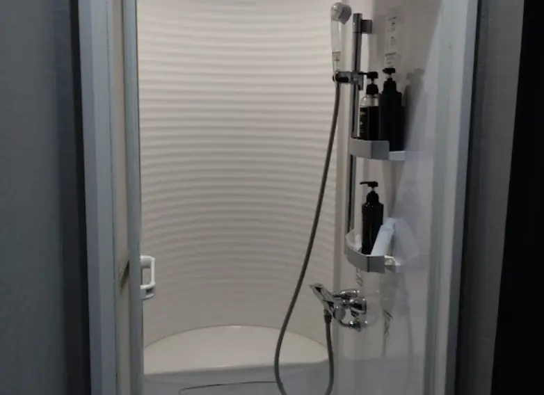 ライザップ浦和店のシャワールーム
