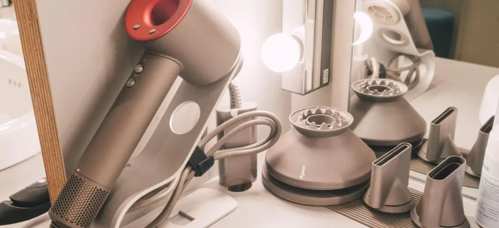 UNDEUX SUPERBODY LIFE大宮スタジオのヘアアイロン・ドライヤー