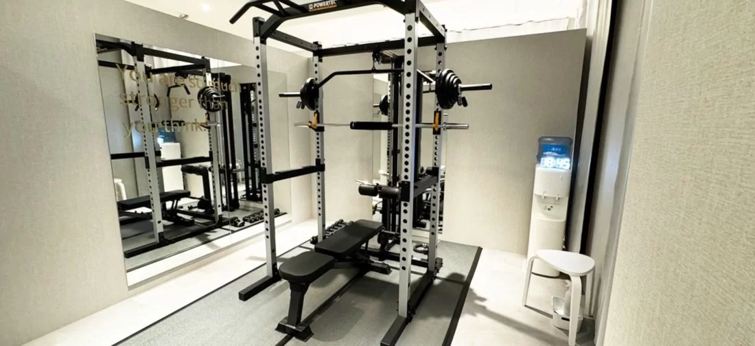 UNDEUX SUPERBODY LIFE立川スタジオのジム内