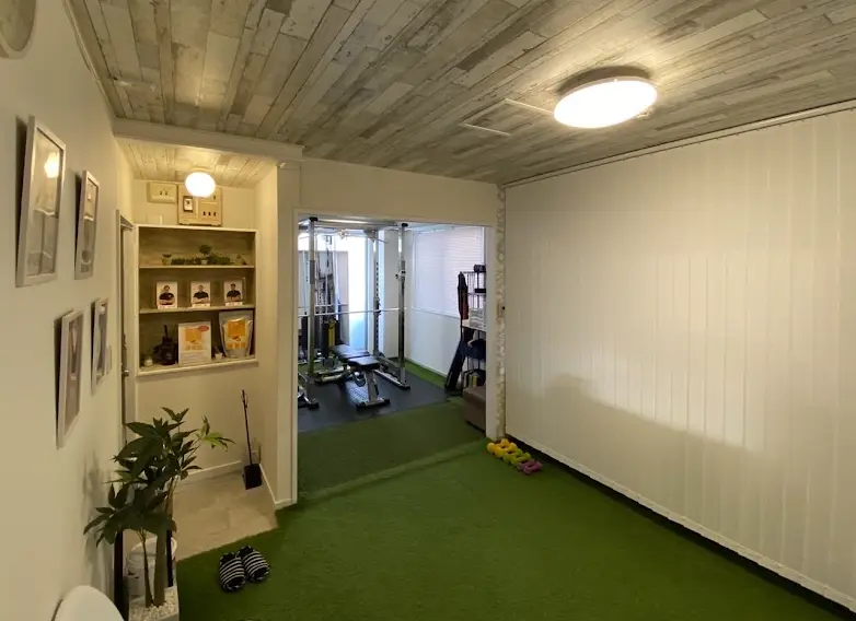 ビーコンセプト北千住店のジム内