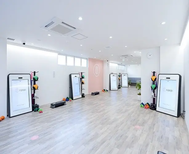 ファディー梅屋敷店のジムスペース