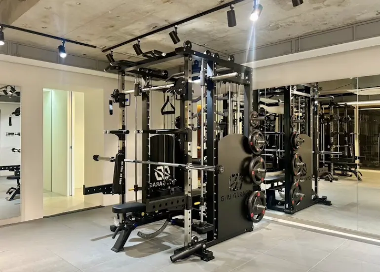 PEAK'S GYM 恵比寿店のジム内