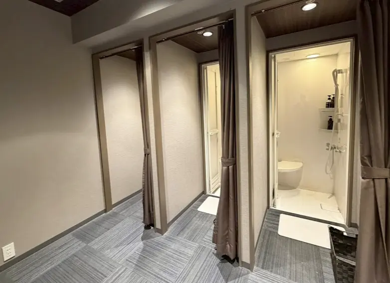 ライザップ北千住店のシャワールーム