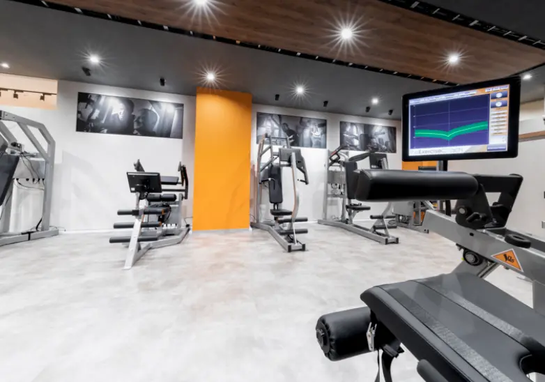 エクササイズコーチ 川崎DICE店のジム内画像