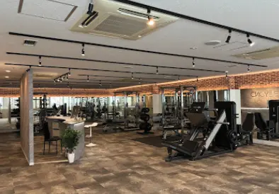 BEYOND天王寺店のジム内