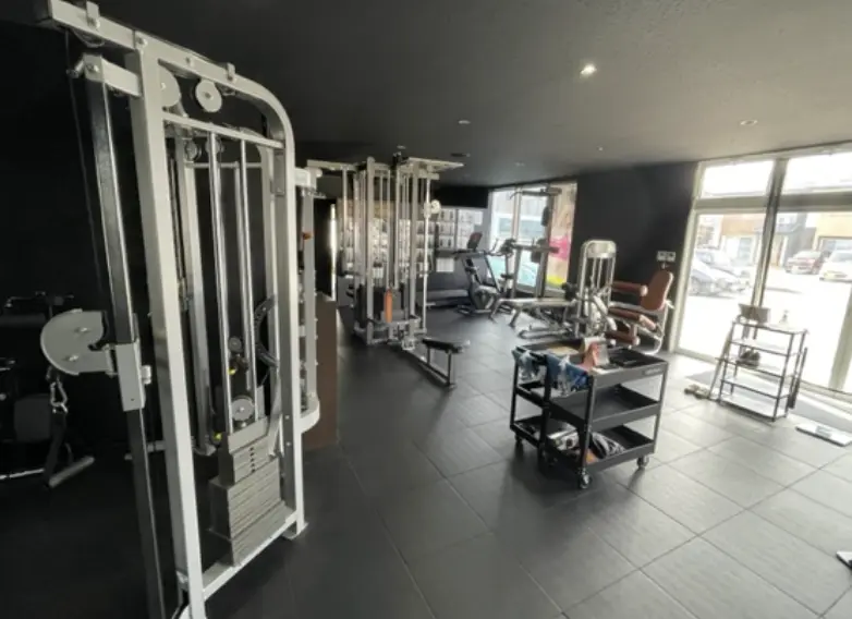 LIVITO金沢店のジム内スペース