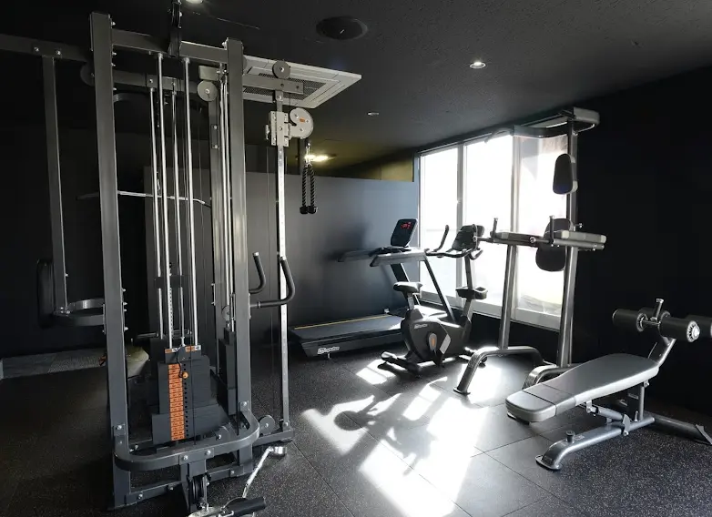 LIVITO金沢店のジム内スペース
