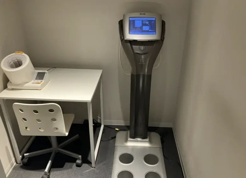 ライザップ千葉店の体組成計