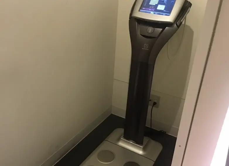 RIZAP金沢店の体組成計