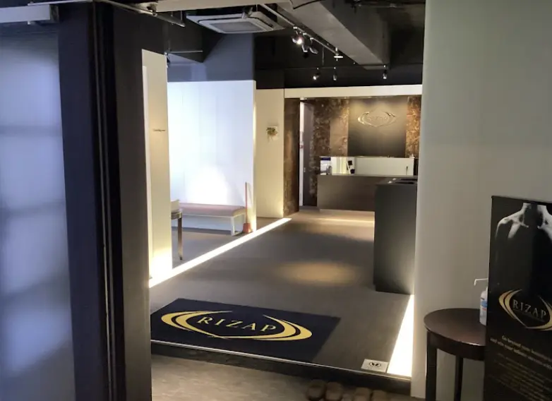 ライザップ熊本店の入り口
