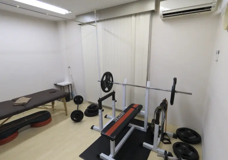 SWAN高槻店のジム内画像