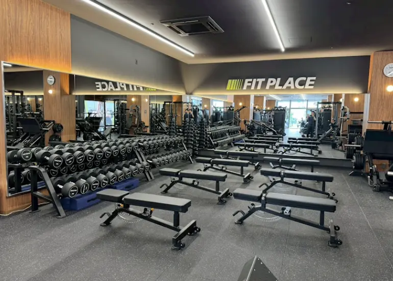 FIT PLACE24 湘南台店のジム内