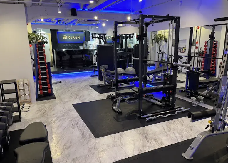 レクサーパーソナルジム赤坂店のジム内画像