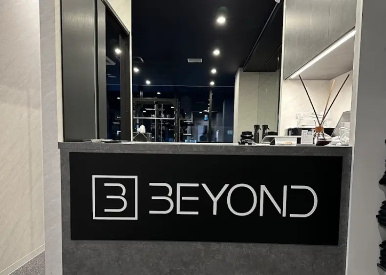 BEYOND 千歳烏山店