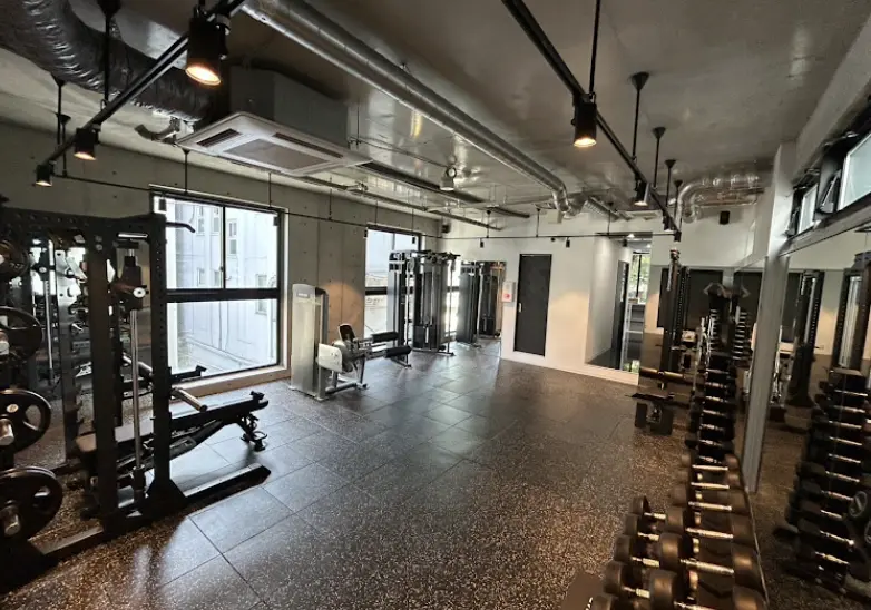 BEYOND 阿佐ヶ谷店のジム内画像