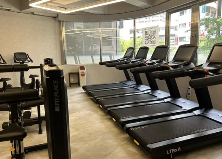 FIT PLACE24 日暮里店のジム内
