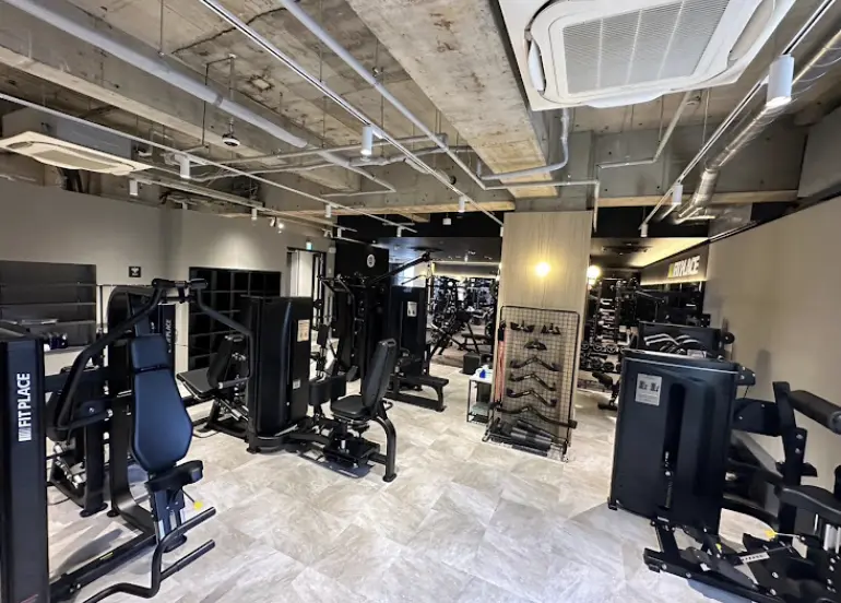 FIT PLACE24 大塚店のジム内