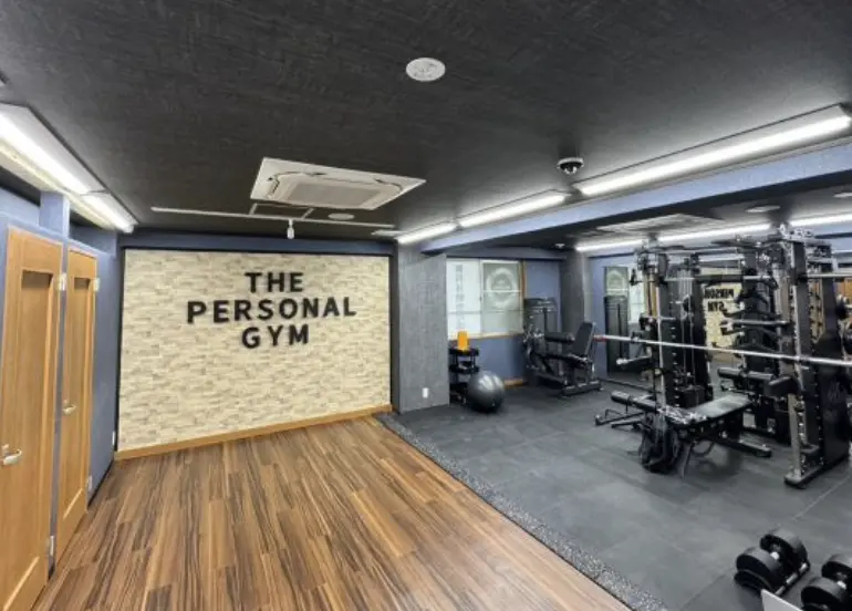 THE PERSONAL GYM 日暮里店のジム内