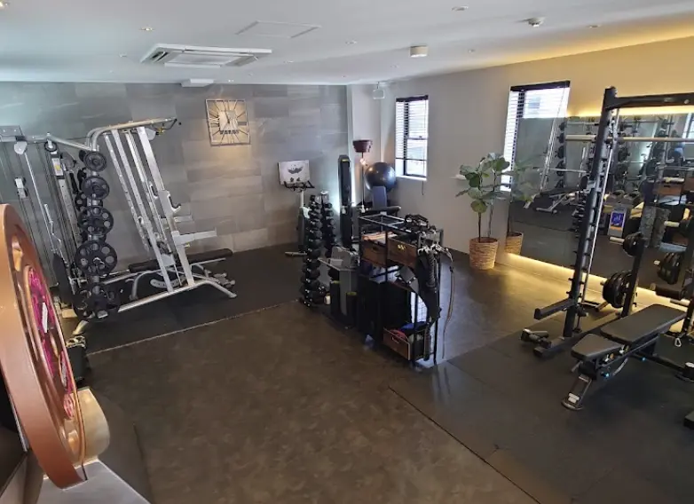 BEYOND川越店のジムスペース