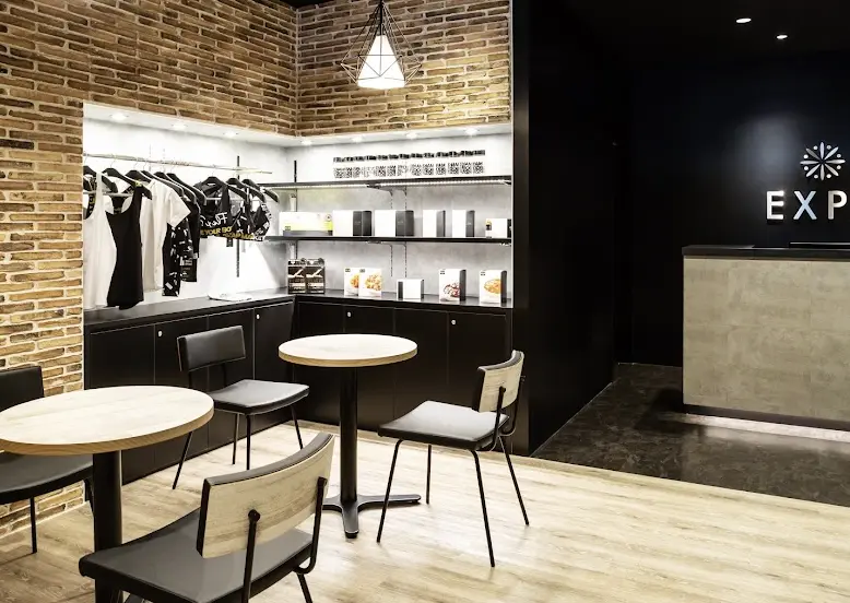 EXPA 高田馬場店のスタジオ内