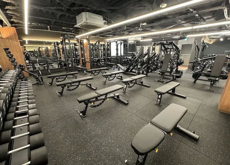 FIT PLACE24 武蔵境店のジム内