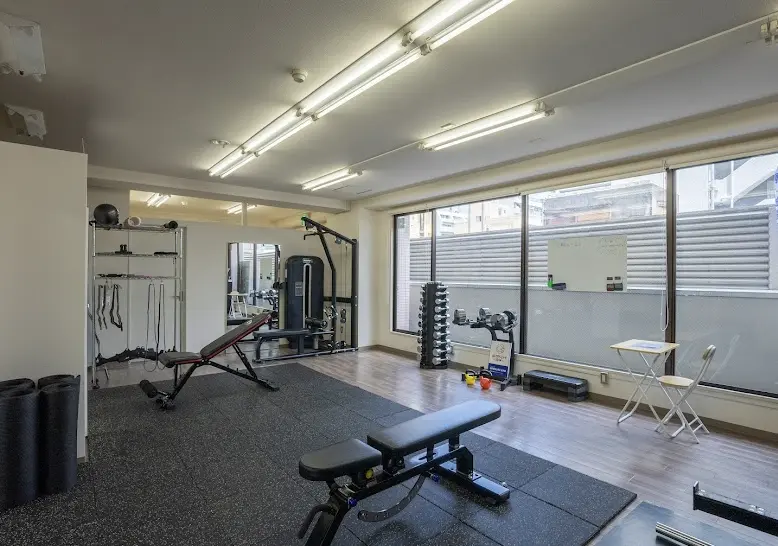 GOODLIFEGYM 平塚明石町店のジム内