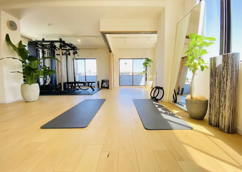 ピラティス・パーソナルトレーニングスタジオLEAPのジム内画像