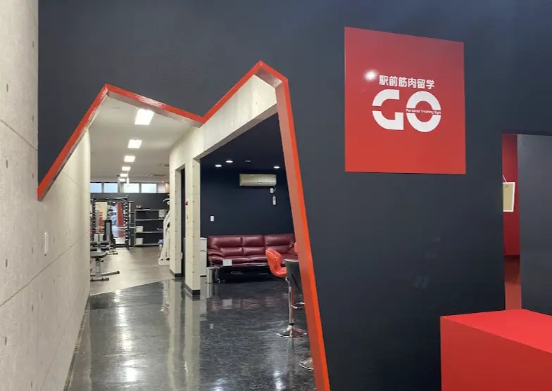 駅前筋肉留学GO 静岡店のジム内画像