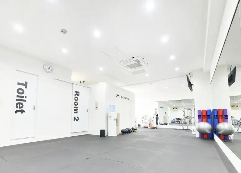 Dr.トレーニング たまプラーザ店のジム内スペース