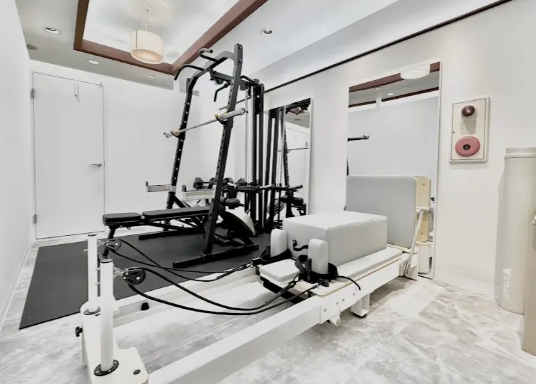 PERSONAL TRAINING STUDIO U 武蔵新城店のジム内
