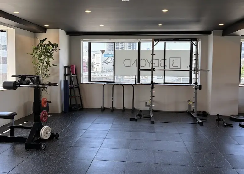 BEYOND所沢店のジム内画像