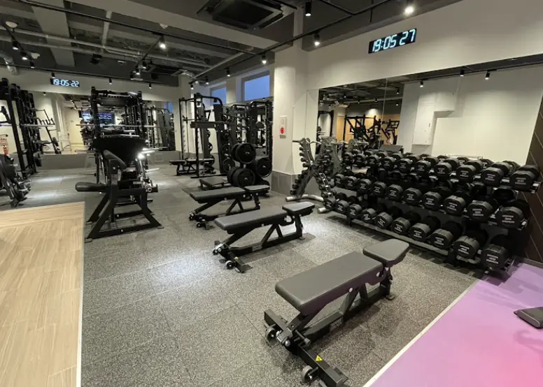 エニタイムフィットネス鷺沼店のジム内画像