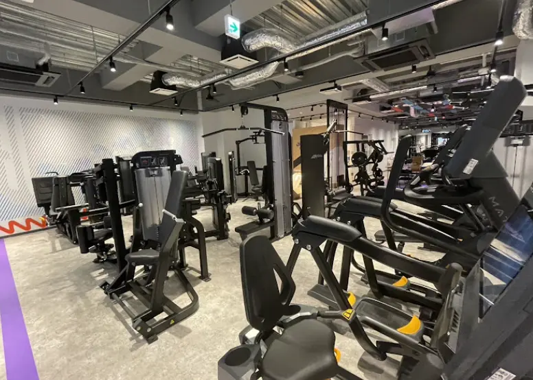 エニタイムフィットネス鷺沼店のジム内画像