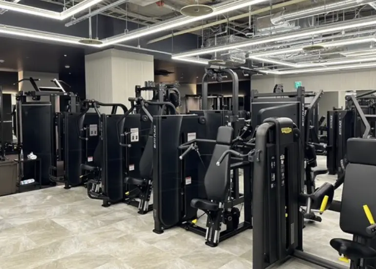 FIT PLACE24 相模大野店のジム内