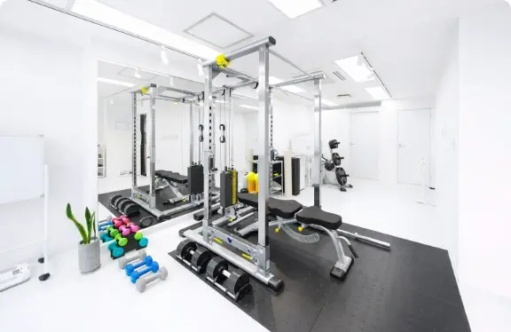 STARTUG FIT 千歳船橋店のジム内