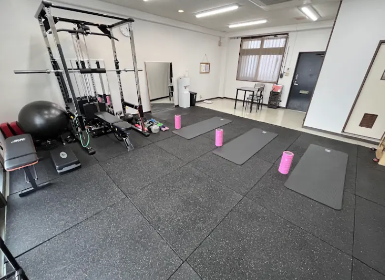 プリッツジム那覇店のジム内スペース