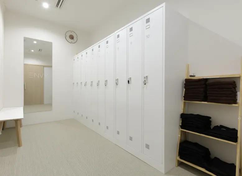 女性専用パーソナルトレーニングジムENVY 堀江店のジム内