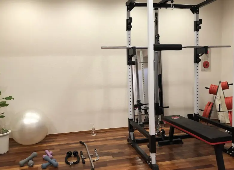 HPER枚方店のジム内スペース