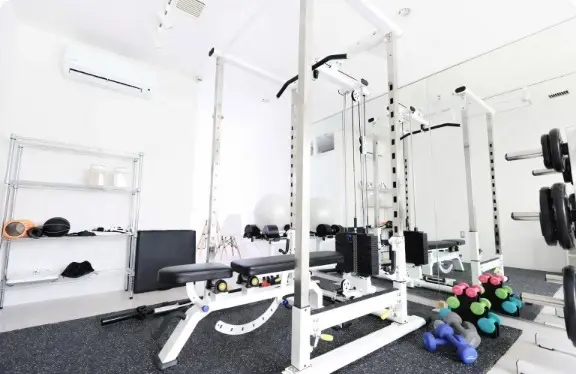 STARTUG FIT 町屋店のジム内