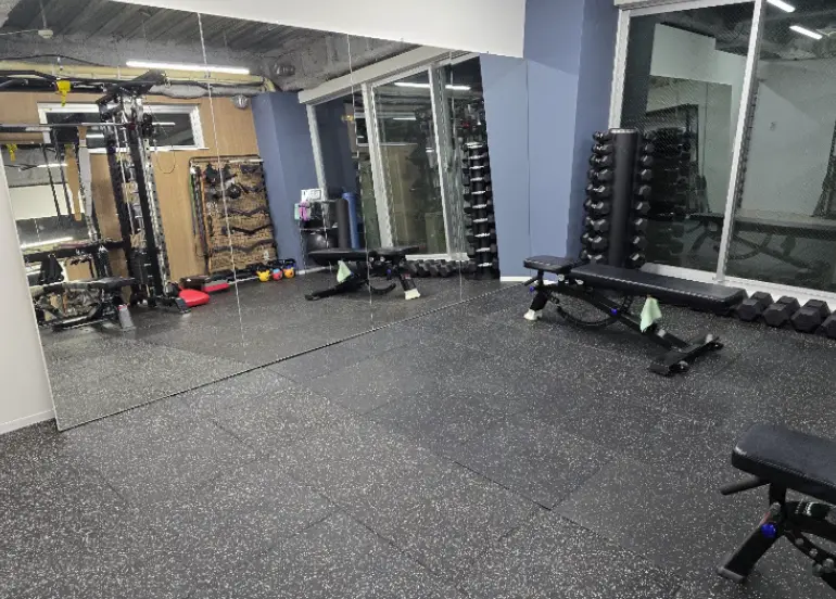 GOODLIFE GYM 勝どき店のジム内