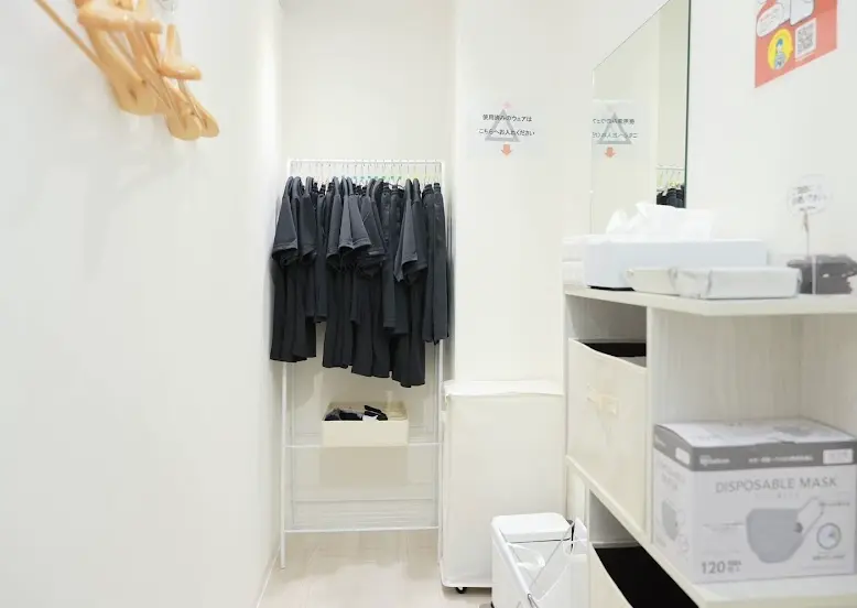かたぎり塾津田沼店の更衣室&無料レンタルウェア