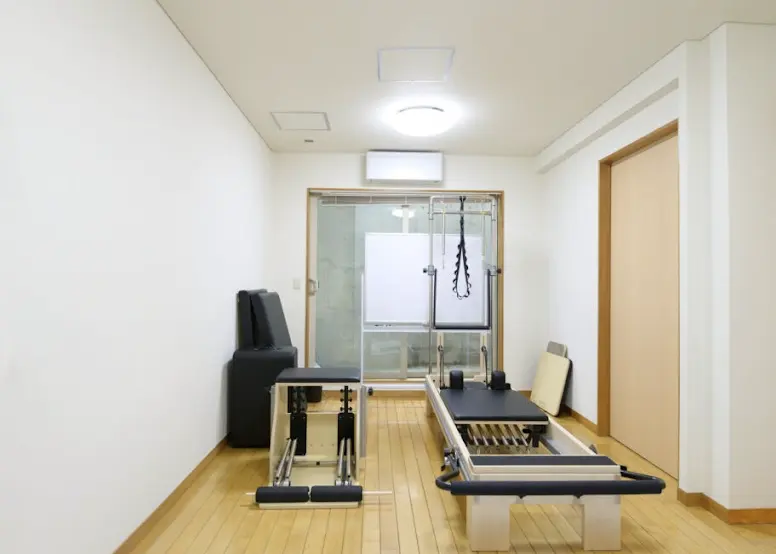 zeroフィットネスの事務内(マシンピラティス)