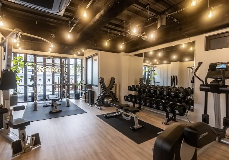 SPIRE GYM 京都市役所前本店のジム内