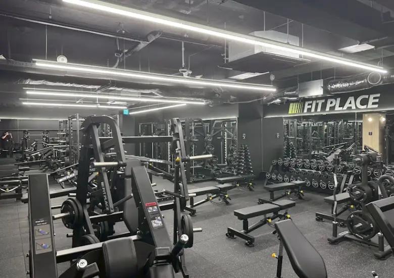 FIT PLACE24 西台店のジム内画像