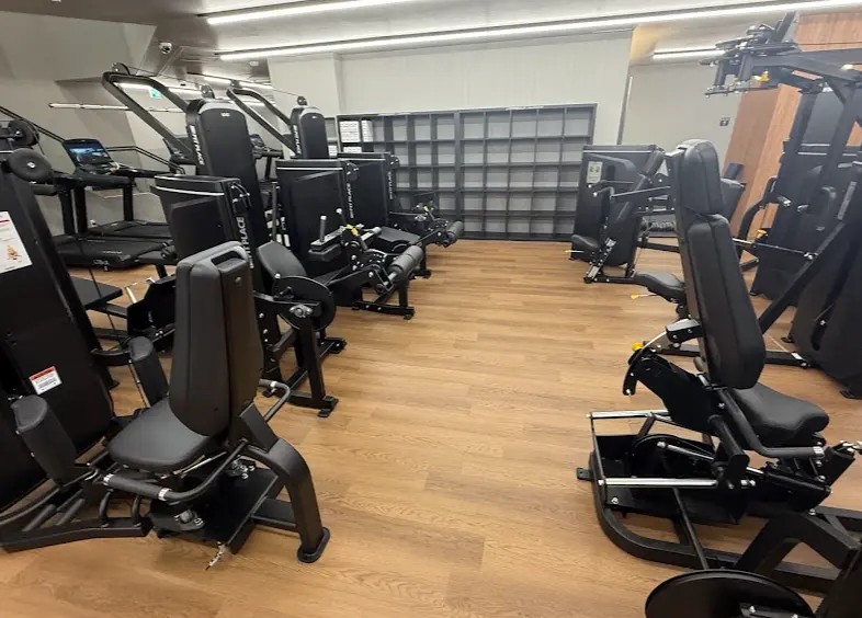 FITPLACE24 淡路店のジム内画像