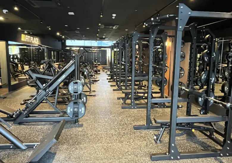 FITPLACE24 西八王子店のジム内画像