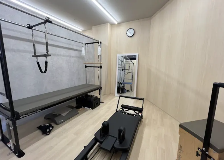 ピラティススタジオGENIE徳山店のジム内画像