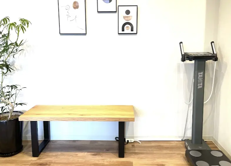 LAKSHIMI 大阪福島店のジム内画像